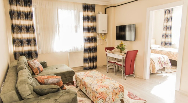 Люкс Economy с балконом Nazar Suite Apart