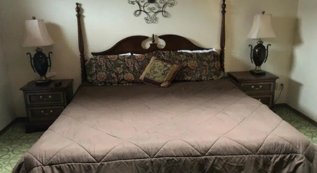 Люкс Deluxe Fenway House Hotel
