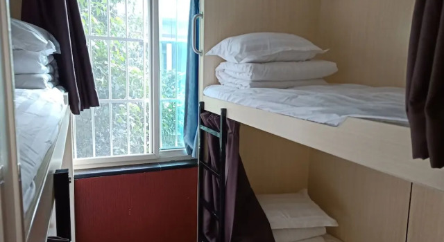 Young Journey Hostel, Boek Hostel Hotels in Shaanxi met parkeren, Parkeren