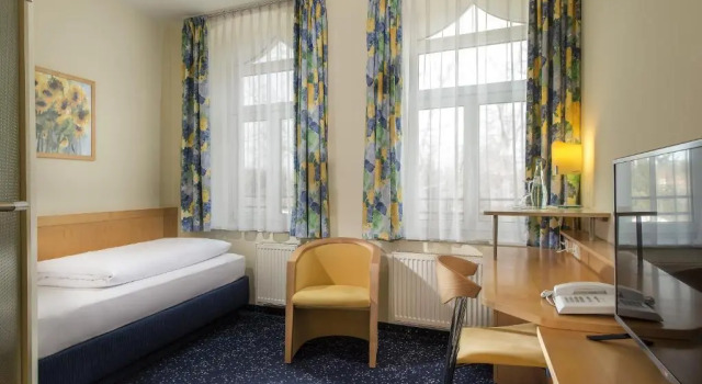 Одноместный номер Standard Hotel Schloss Schweinsburg