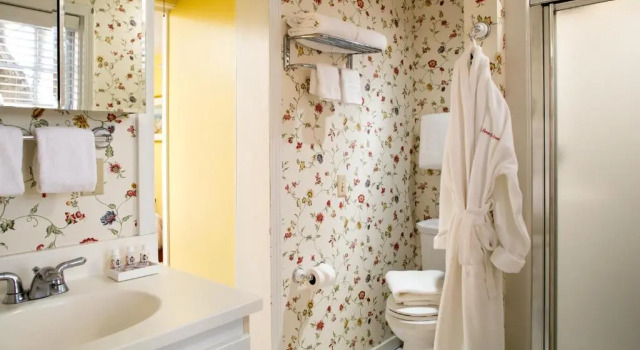 Двухместный коттедж Economy Seven Sea Street Inn