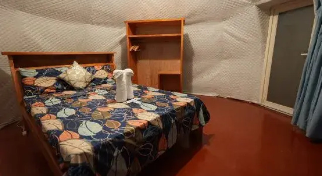 Тент Carabao Island Beach Camp