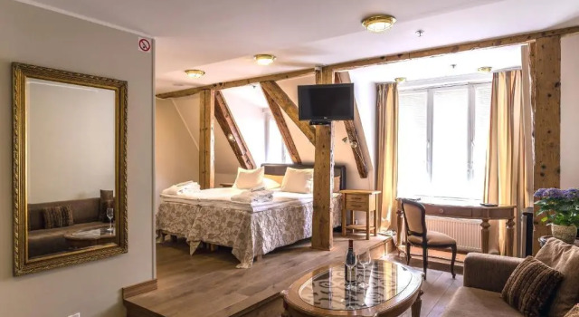 Двухместный номер Deluxe CRU Hotel