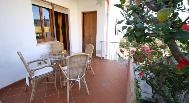 Четырёхместный номер Standard B&B Villa Rosa