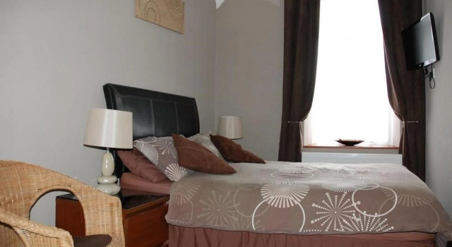 Tanes Hotel