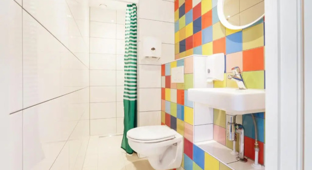 Кровать в общем номере Hans Brinker Hostel Amsterdam