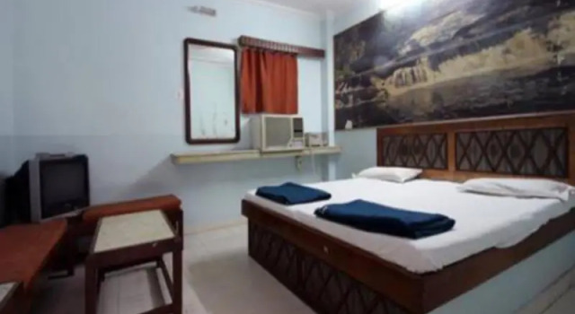 Hotel Dharamlok