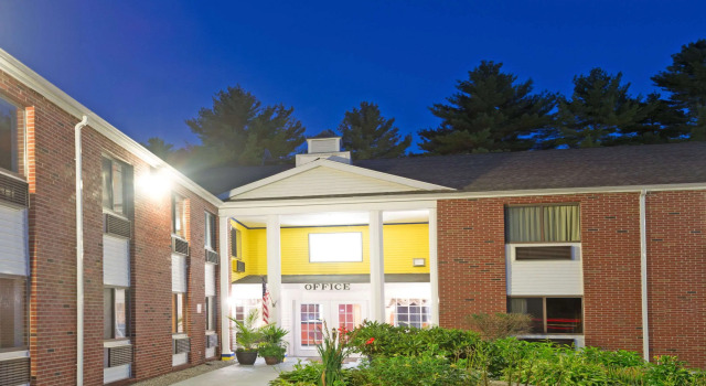 Days Inn by Wyndham Brunswick Bath Area