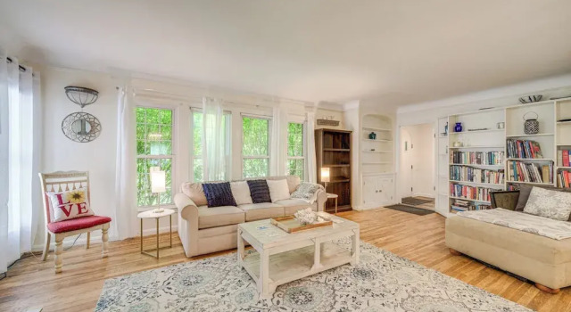 9 Mi to Cleveland: Home Near Hospitals & Colleges, Reserva ahora Casa o chalet Cleveland Heights Ohio