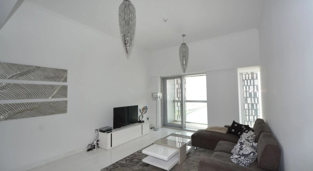 Cayan Tower by Deluxe Holiday Homes, Забронировать Отель Дубай-Марина , рядом с Jumeirah Palm Tram Station