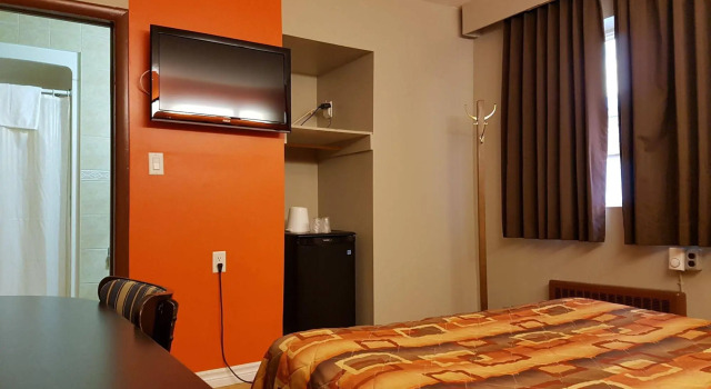 Budget Inn 2000, Varaa Hotelli Hamilton 