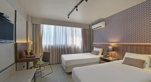 Standard Casal quarto Deville Maringá