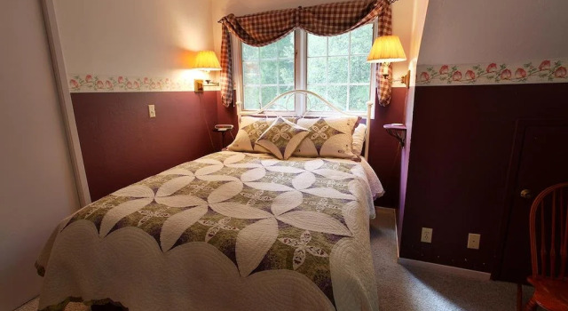 Highland House Bed and Breakfast, Забронировать Отель Отели Марипоса с парковкой, Парковка