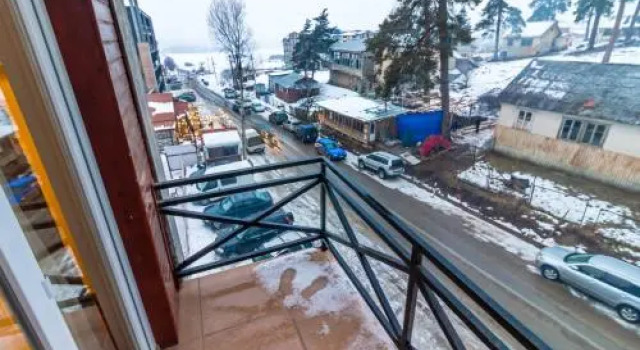 Hotel Mgzavrebi Cottage 4-303, Rezerwuj Hotel Bakuriani Samckhe Javakheti