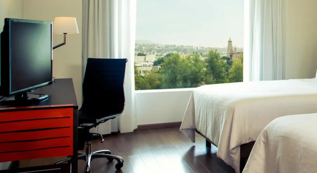 Четырёхместный номер Executive Fiesta Inn Culiacan