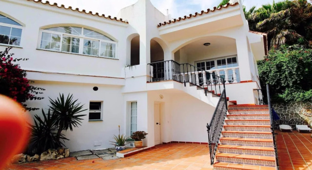 Villa Rafaela, Book Villa Hotels in Riviera del Sol with a Pool, Swimming Pool