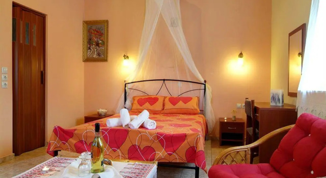 Kelari Studios, Book Hotel Delphi Central Greece