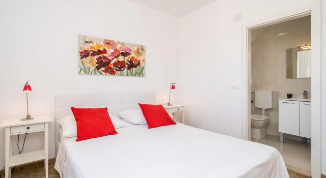 Stunning Home in Sipanska Luka With 6 Bedrooms, Wifi and Outdoor Swimming Pool, Rezerwuj Hotel Šipanska Luka Sipan