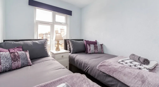 Четырёхместные апартаменты Watford General Suites