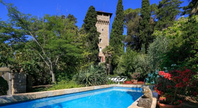 Вилла Rocca di Cetona - a Medieval Castle