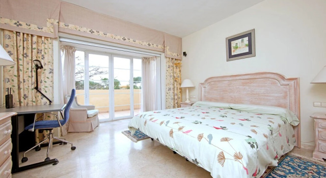 Greenlife Village Townhouse, Забронировать Отель Отели Марбелья с парковкой, рядом с Пляж Эль-Пинильо, Парковка