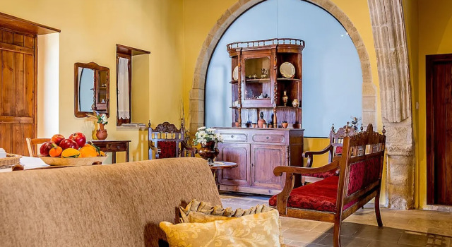 To Konatzi tou Flokka, Book Apartment Ayios Theodhoros Larnaca Region