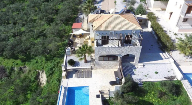 Коттедж Zentrum Villas Rokka Darmatochori