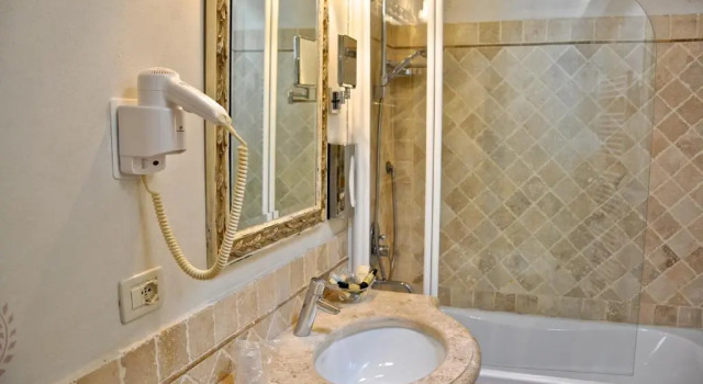 Номер Prestige Дуплекс Garda Hotel San Vigilio Golf