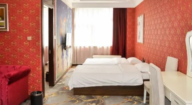Люкс Deluxe Longkou Jinyangguang Grand Hotel