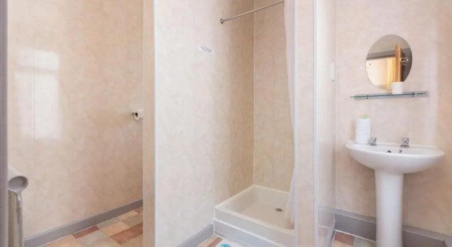Двухместный номер Economy The Sandringham Court Hotel & Apartment-All Groups Welcome Here