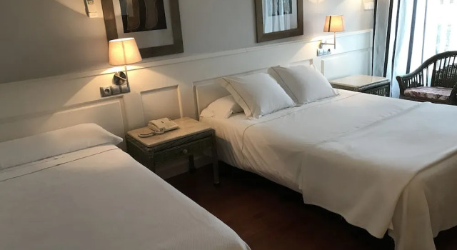 Hotel & Restaurant Vostra Llar, Забронировать Отель Паламос Baix Empordà