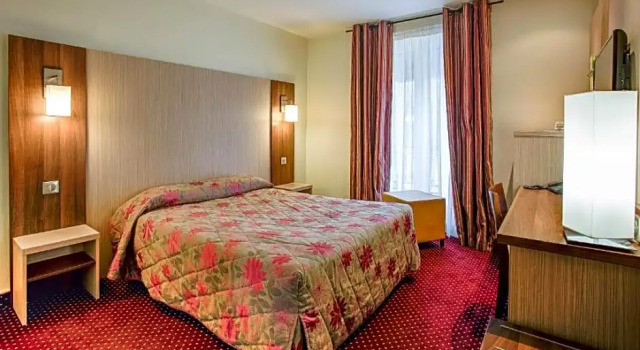Семейный номер Standard Hotel Terminus Montparnasse