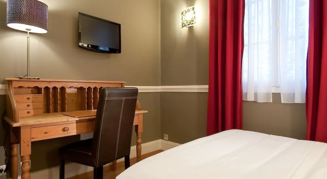 Трёхместный номер Hotel Claude Bernard Saint-Germain