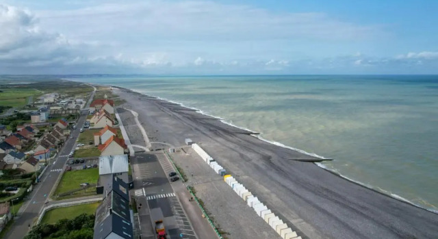 Face à la mer : appartement lumineux