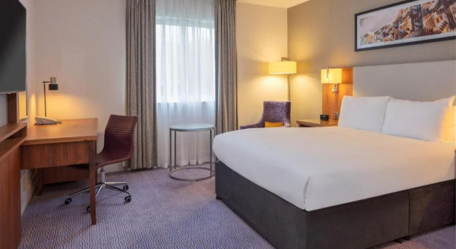 Lüks çift kişilik oda Hilton Edinburgh Airport