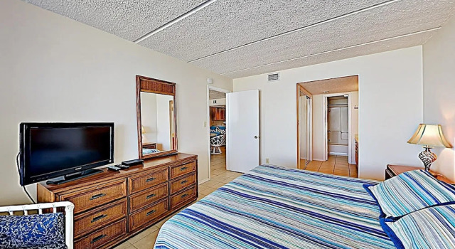 New Listing! Relaxed Coastal Charm, Steps To Beach 2 Bedroom Condo, Buchen Sie Ferienwohnung Hotels in Padre Island mit Pool, Schwimmbad