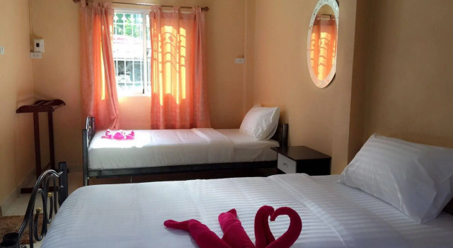 Sarin Guesthouse สาริน, Забронировать Отель Недорогие отели Ко-Тао, недорого