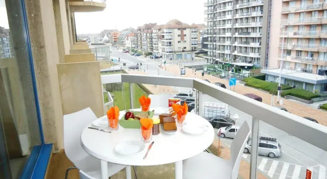 Апартаменты Apartment in Nieuwpoort near the Beach
