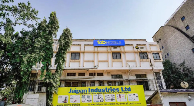 Fabhotel Babas Residency