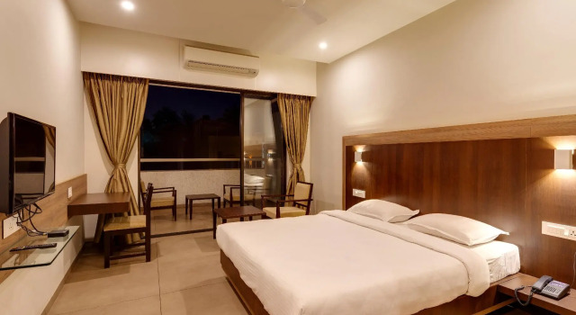 Hotel Classic Mid Town , Kolhapur