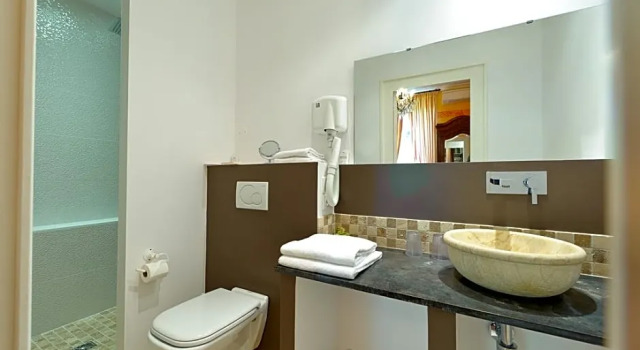 Номер Superior Hôtel The Originals Résidence de Rohan