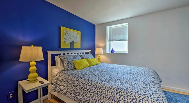 Central & Contemporary NJ Condo: Steps to Shore!, Забронировать Апартаменты/квартира Апартаменты Эсбери-Парк, рядом с Пляжный променад Асбери-Парка, Апартаменты/квартира