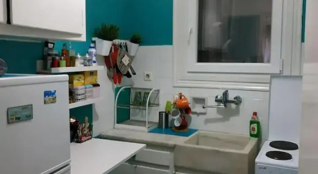 Colorful apartment 5 minutes walk from Acropolis