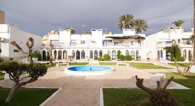 Апартаменты Цокольный этаж Bungalow de Lujo a pie de playa en Aguadulce