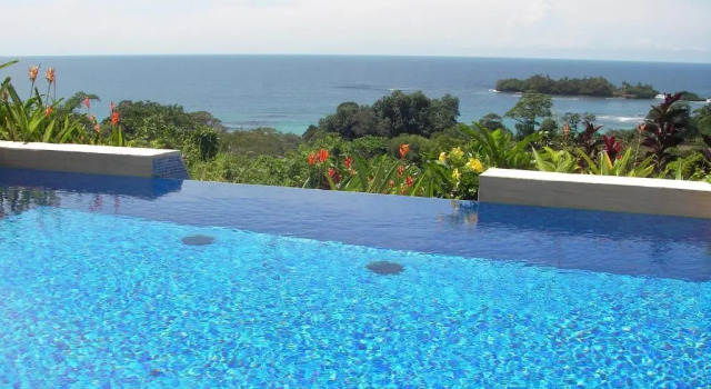 Номер Standard Red Frog Beach Island Resort