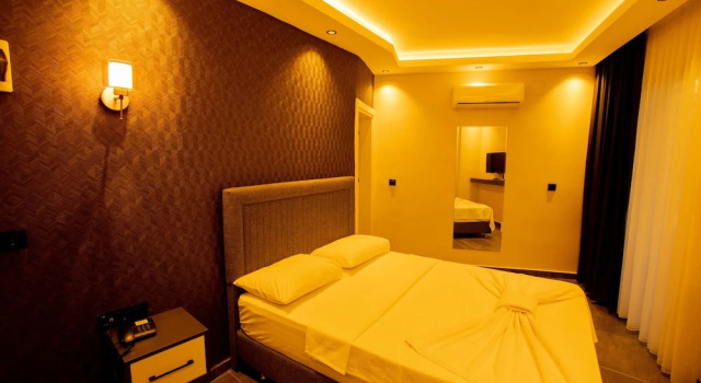 Двухместный номер Standard с балконом Rolli Butik Hotel