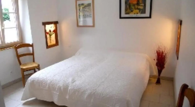 Gîte Épineu-le-Chevreuil, 3 pièces, 4 personnes - FR-1-410-198, Rezerwuj Hotel Épineu-le-Chevreuil 