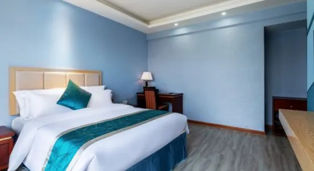 Люкс Deluxe Longhu Island Hotel