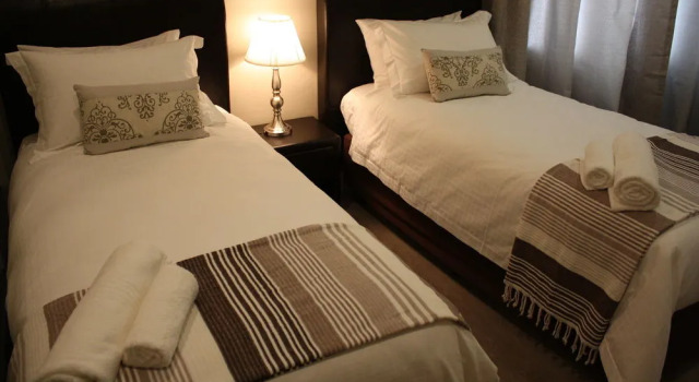 Hillside Executive Accommodation Maerua Mall, Reserva ahora Hotel Hoteles de negocios en Windhoek, 4* 5*
