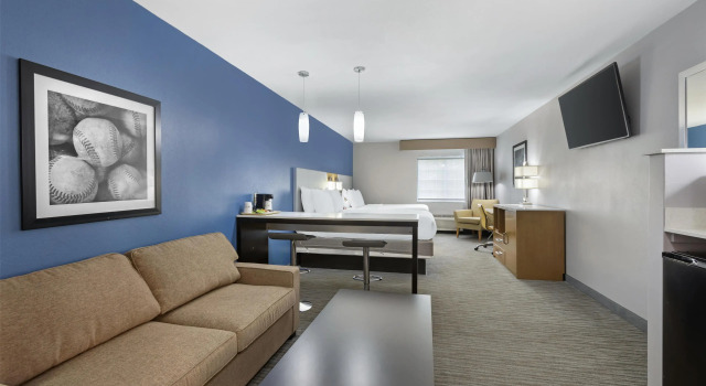 Четырёхместный полулюкс Best Western Cooperstown